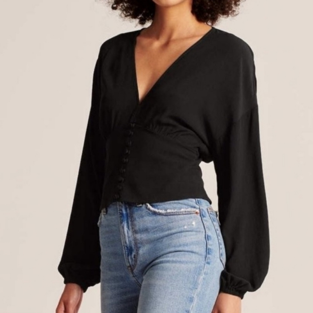 Abercrombie & Fitch Black Long Sleeve  Button-Up Top Size Small